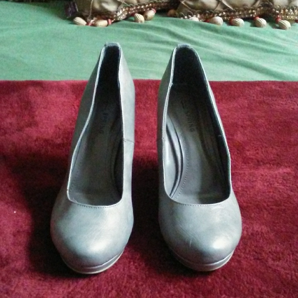 Ladies shoe